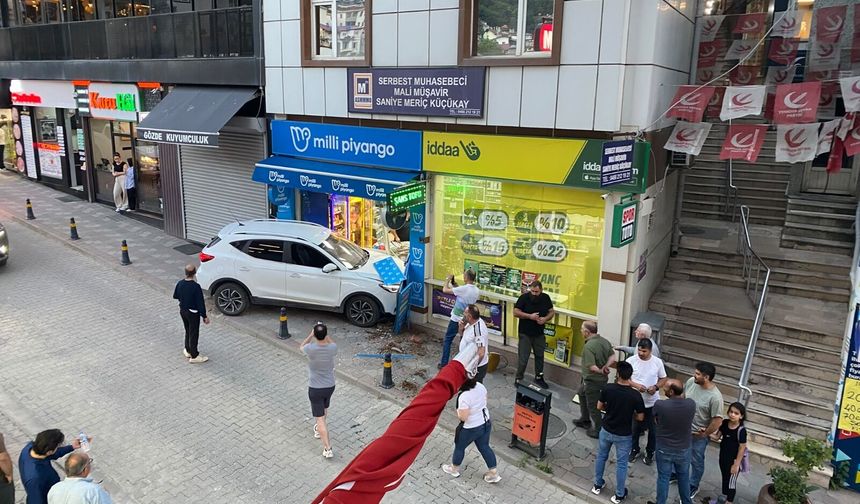 Güvenlik Kamerasına Yansıdı: Facia Kıl Payı Atlatıldı
