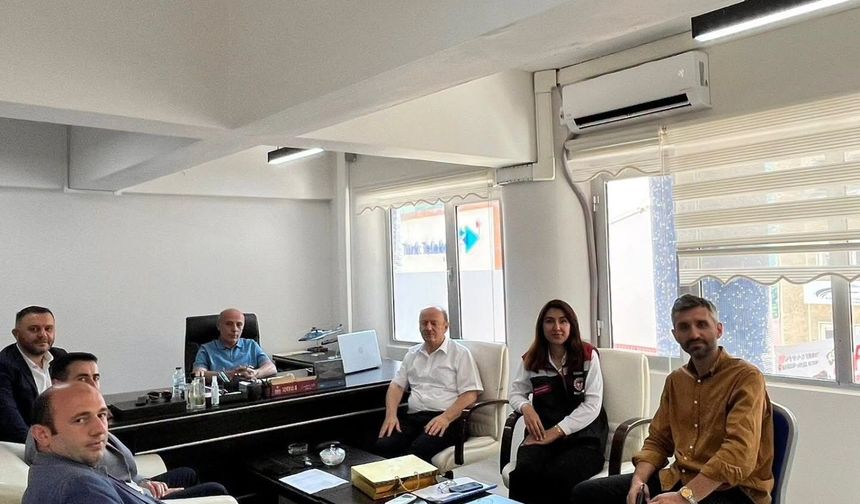 Elektrik Abonelik Sorunları Görüşüldü