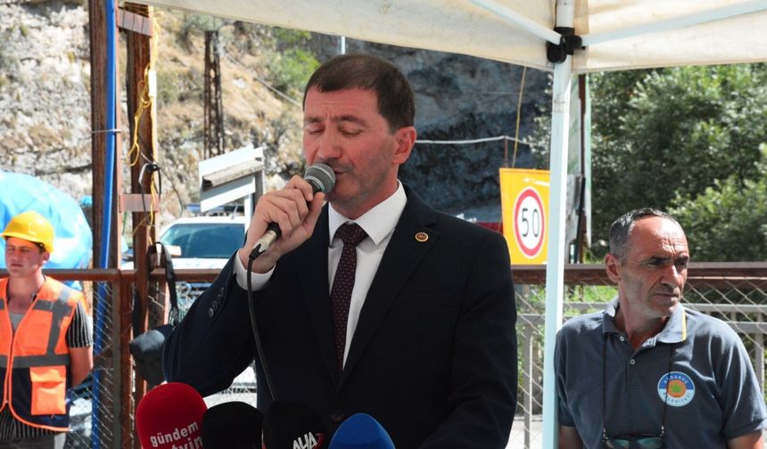 “Giriş Yolu Projesi Ardanuç'un Geleceğine Atılan Büyük Bir Adımdır”