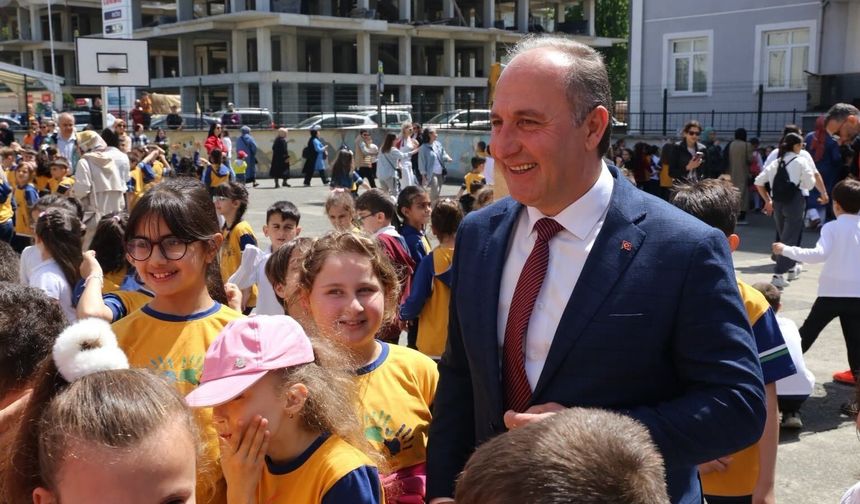 Arhavi’de 13 Okula Doğal Gaz Müjdesi