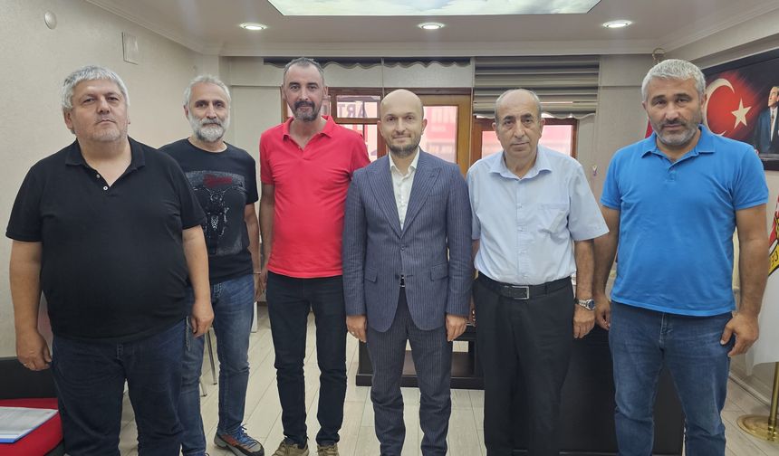Ali Nuhoğlu'ndan Artvin Gazetecilik'e Nezaket Ziyareti
