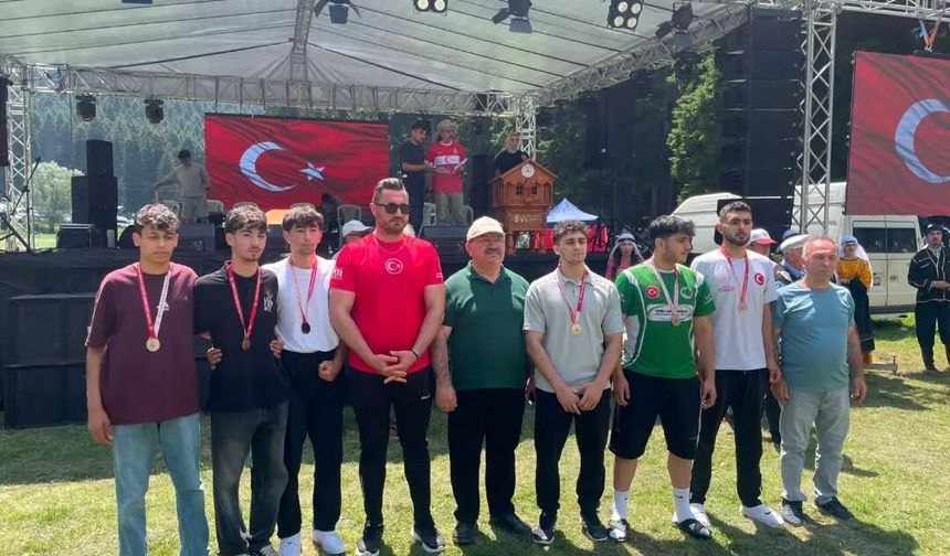 Şavşat Sahara Festivali'nde Güreş Coşkusu
