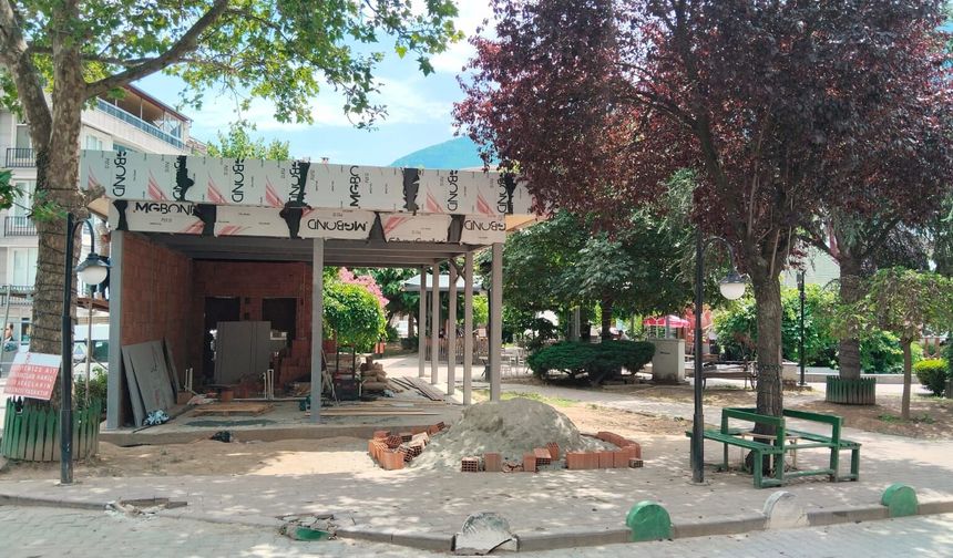 “Atapark’ı Yaşayan Bir Meydana Dönüştüreceğiz”