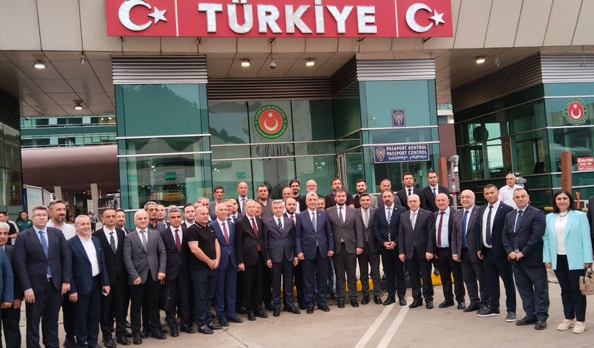 Bolat: Sarp Gümrük Kapısı, Asya’ya Açılan Önemli Koridor