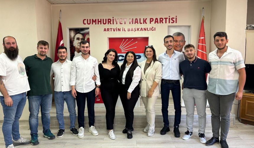 CHP Artvin Gençlik Kolları İl Yönetimi Toplu İstifa Kararı Aldı