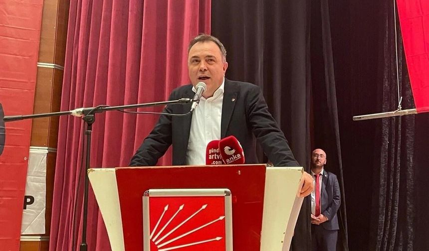 Seçkin Kurt, CHP'den İstifa Etti