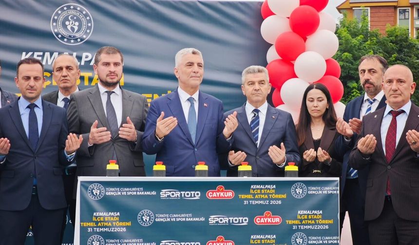 Kemalpaşa İlçe Stadı için İlk Kazma Vuruldu