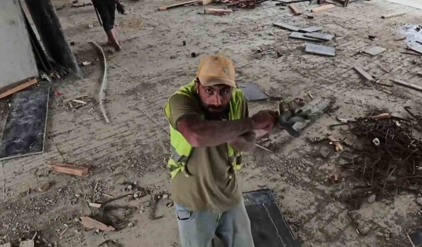 Dronu görünce korktu, arkadaşları kahkahaya boğuldu