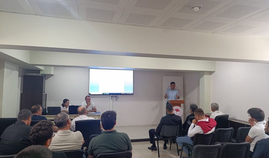 Arı Hastalıkları Konusunda Personele Eğitim Semineri Düzenlendi
