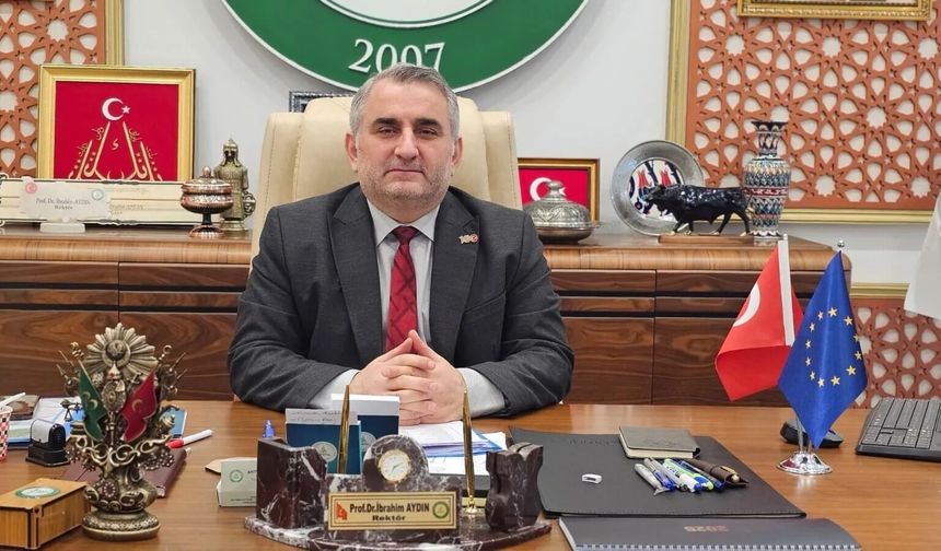 Rektör Aydın: “Eğitim Sistemi Toplumun İhtiyaç Duyduğu İnsan Profilini Yetiştirmeli”