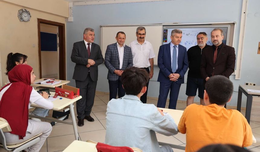 Protokolden Yaz Kurslarına Ziyaret