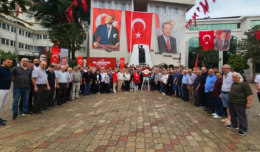 “30 Ağustos, Bir Ulusun Bağımsızlık Destanıdır”