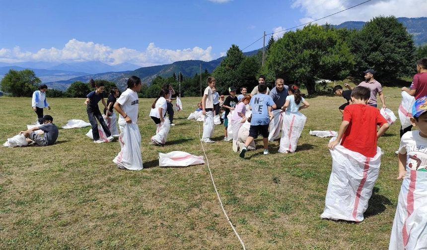 Yaz Kur’an Kursu Öğrencileri Piknikte Buluştu