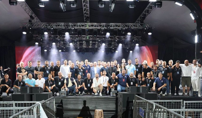 Arhavi’de Festival Coşkusu Final Gecesiyle Zirveye Ulaştı