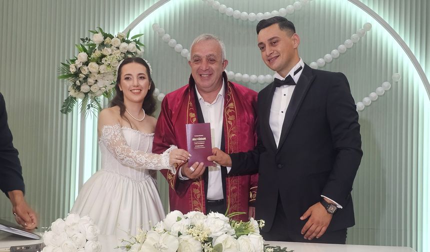 İrem ve Berkan Mutluluğa “Evet” Dedi