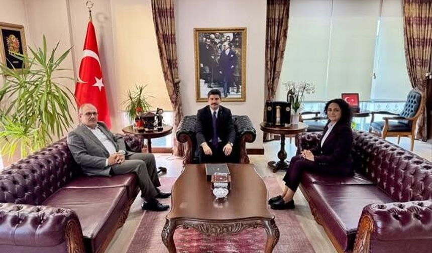 Karakaya’ya Kurumlardan Ziyaret
