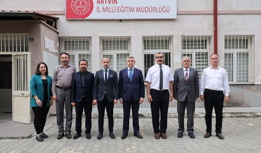 Vali Ergün, İl Milli Eğitim Müdürlüğünü Ziyaret Etti