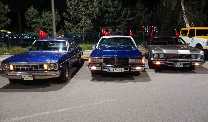 Klasik araçları Erzurum sokaklarında nostalji rüzgarı estirdi