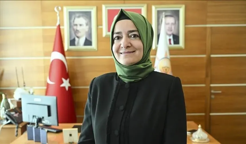 AK Parti Genel Başkan Yardımcısı Kaya, partideki tüm görevlerinden affını istediğini duyurdu