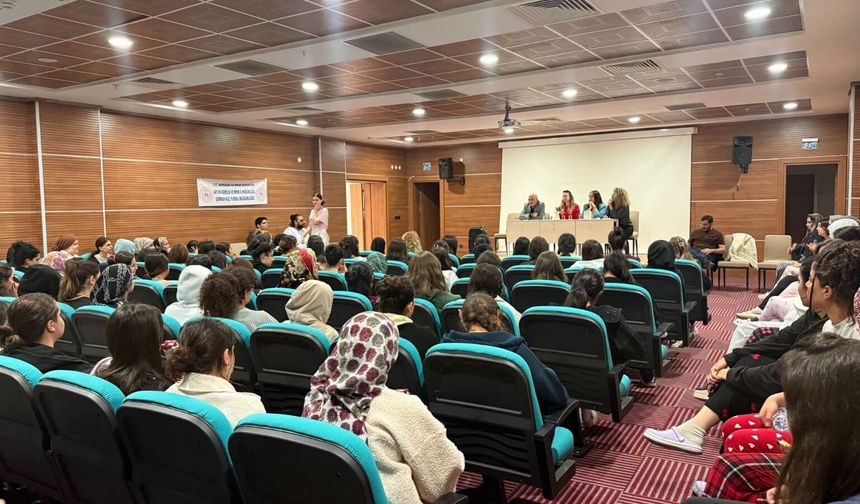 Artvin Çoruh Yurdu’nda Yeni Öğrenciler İçin Uyum Programı Düzenlendi