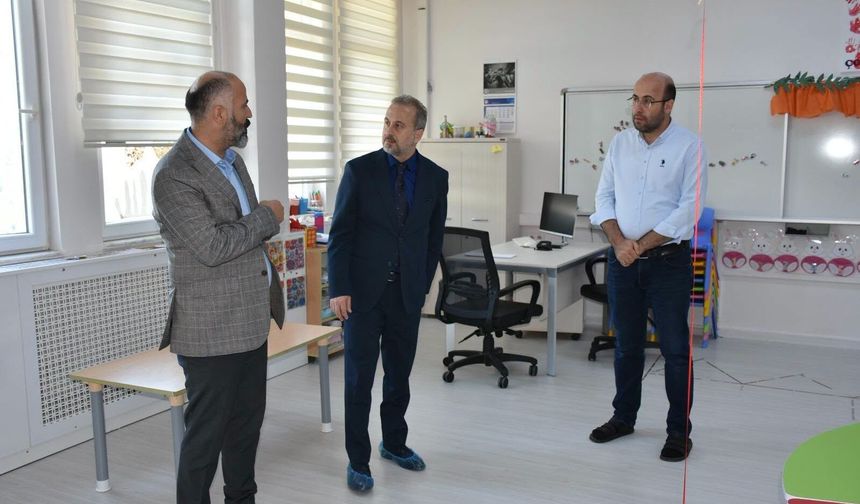 ŞAHİN, Artvin Özel Eğitim Anaokulunu Ziyaret Etti