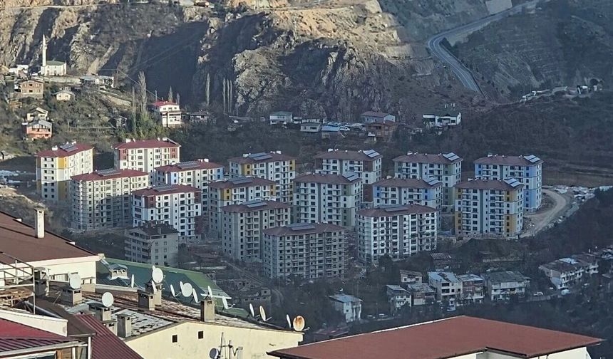 Artvin TOKİ’de Hayaller Yine mi Yarım Kalacak?