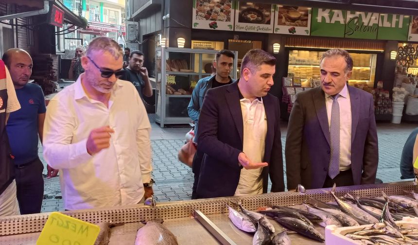 Hopa’da Balıkçı Barınağı ve Satış Noktaları Ziyaret Edildi