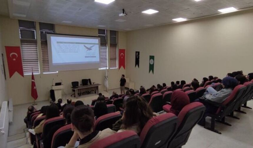 Artvin Çoruh Üniversitesi’nde Yeni Öğrencilere Oryantasyon Eğitimi