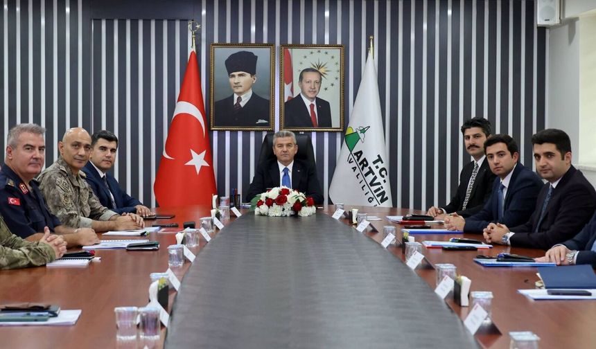 Artvin’de Güvenlik ve Asayiş Toplantısı Gerçekleştirildi