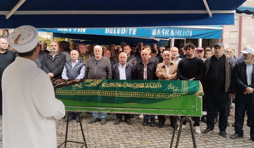 Melike Özmert Son Yolculuğuna Uğurlandı