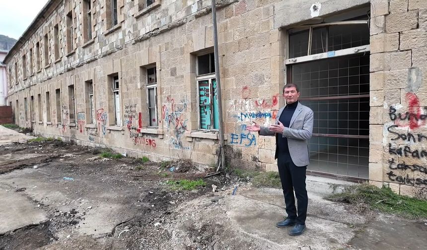 Ardanuç Taş Lise İçin Restorasyon Süreci Başlıyor