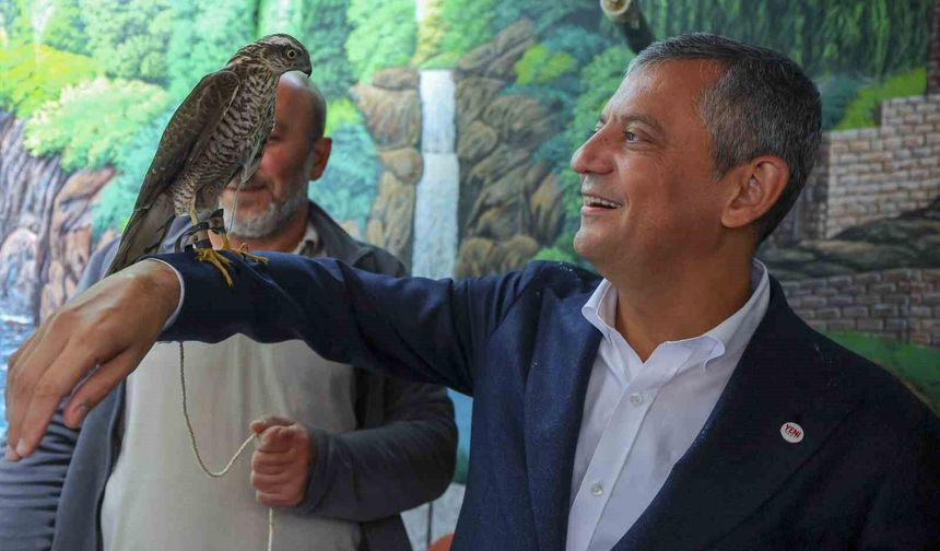 Özgür Özel, Sel ve Heyelan Bölgesinde Esnafı Ziyaret Etti