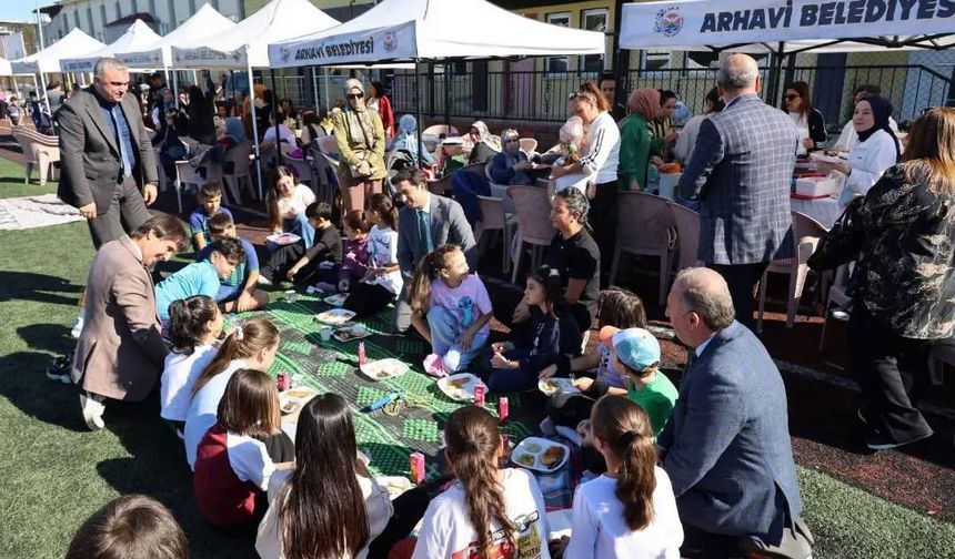Arhavi’de Çocuklar Futbol Şenliğinde Buluştu