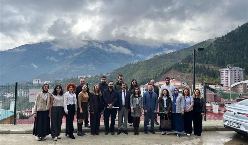 Eczacılara Sağlıklı Hayat Merkezi Tanıtıldı