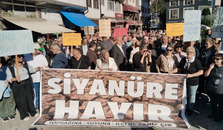 Murgul’da Siyanüre Karşı Yürüdüler: “Memleketimizi Korumak İstiyoruz”