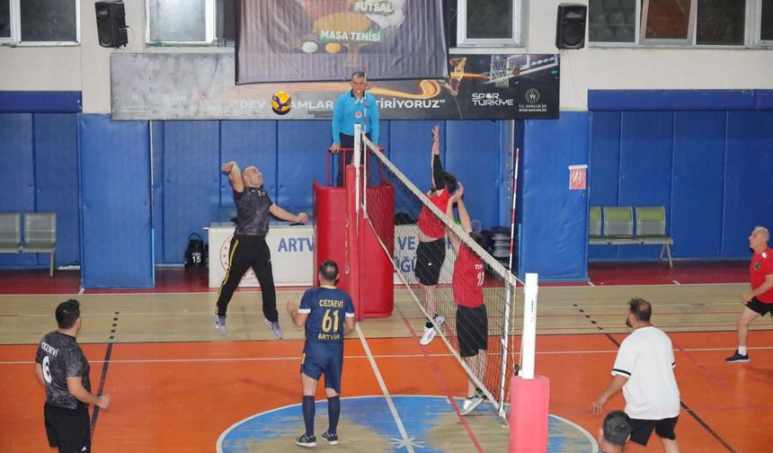Voleybol Heyecanı Devam Ediyor