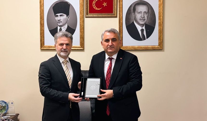 AÇÜ Rektörü Aydın’dan Tiflis’te Ziyaret