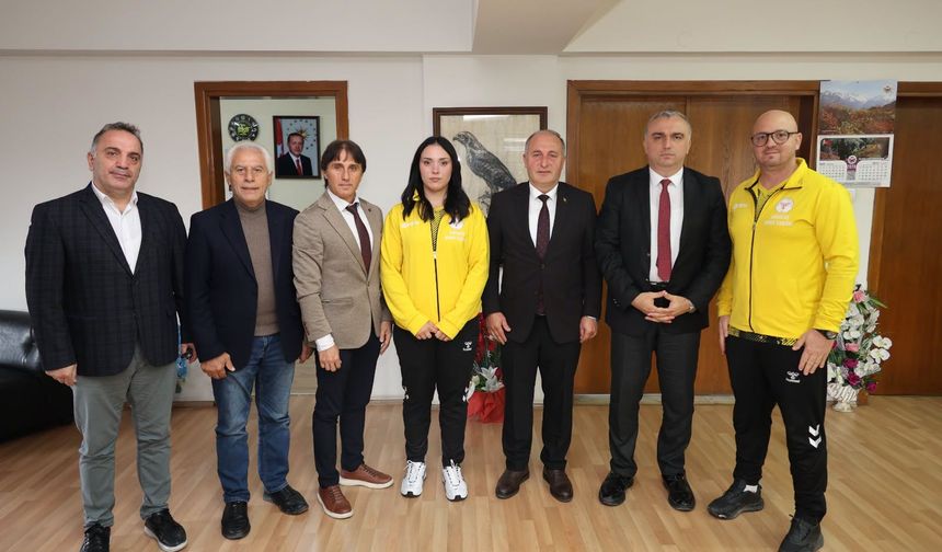 Arhavi’nin Gururu Ecrin, Trabzon SEM’e Kabul Edildi.