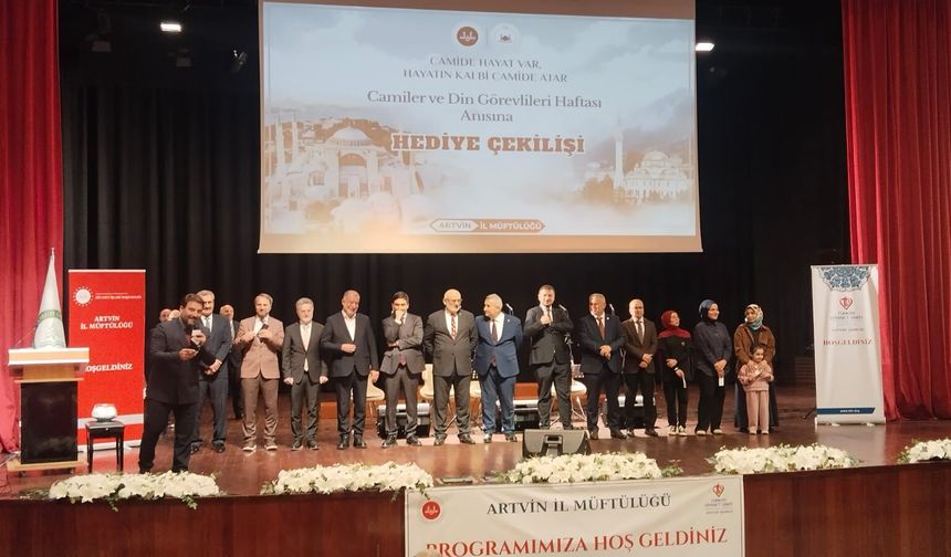Camiler ve Din Görevlileri Haftası Kutlandı