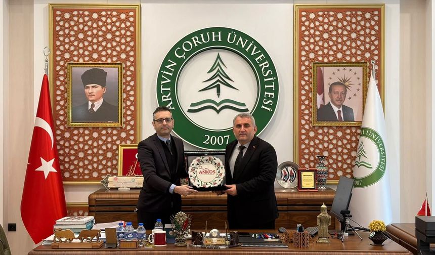 İbrahim Aydın’a ANKOS’tan Plaket