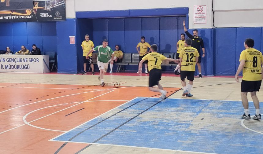 3 Maçta 19 Gol
