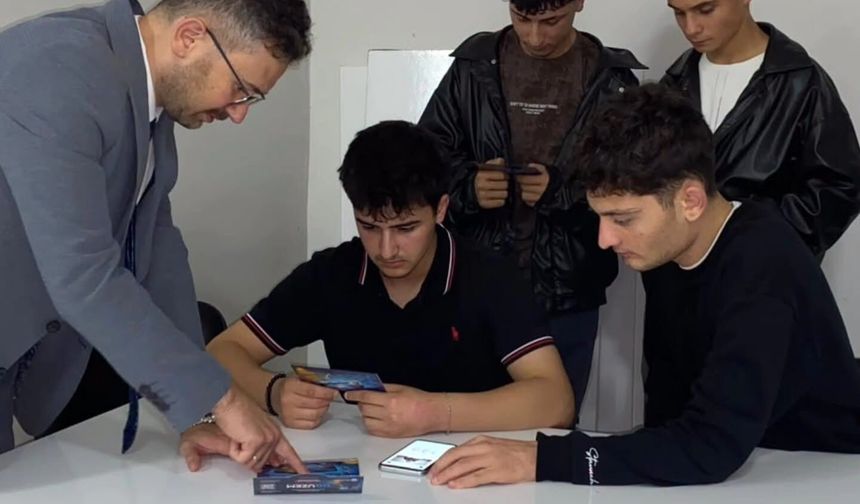 Öğrencilere Bir Yıllık Ücretsiz UZEM Lisansı