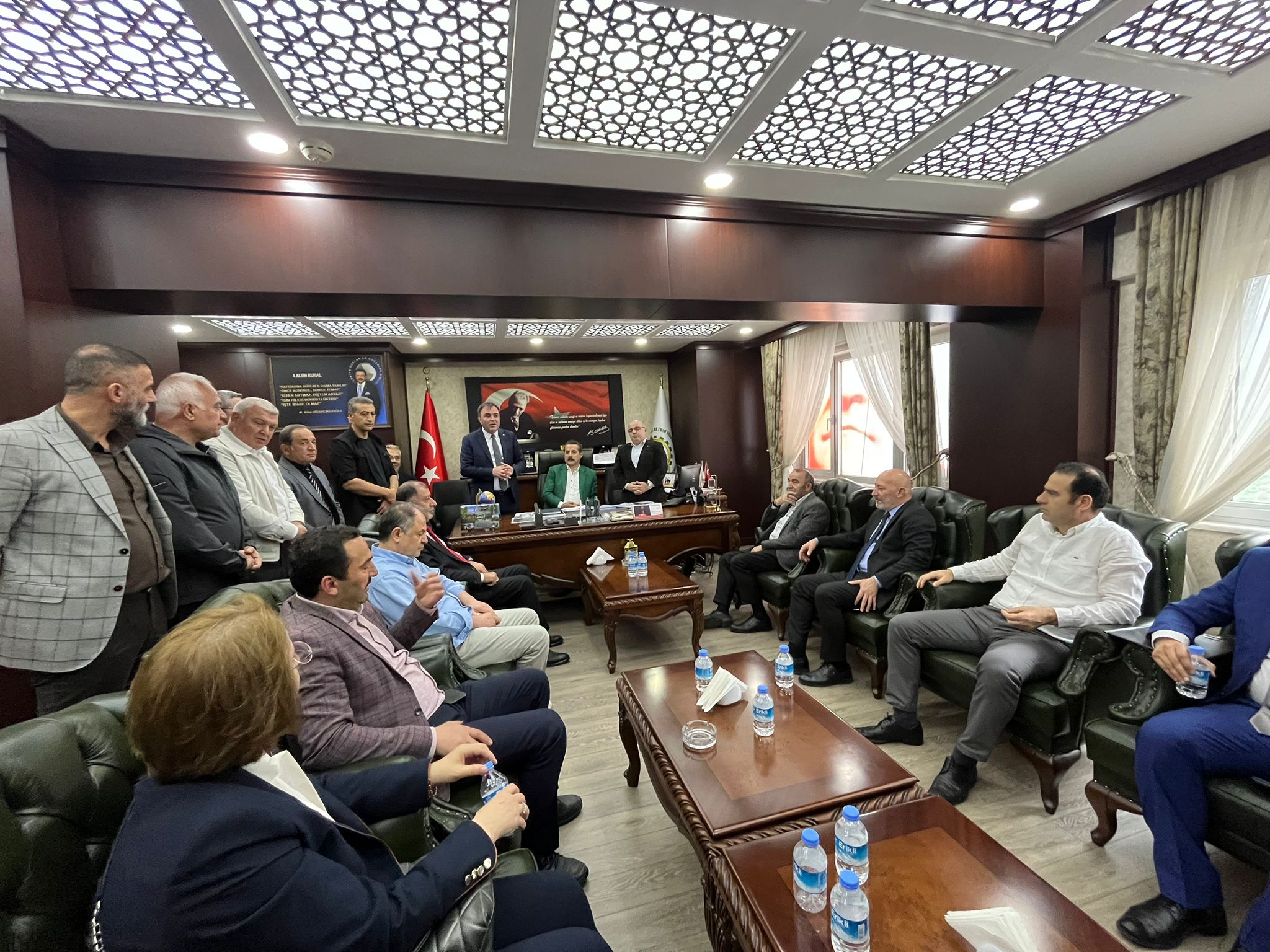 AKP Mv adayları ARTSO’yu ziyaret etti (3)