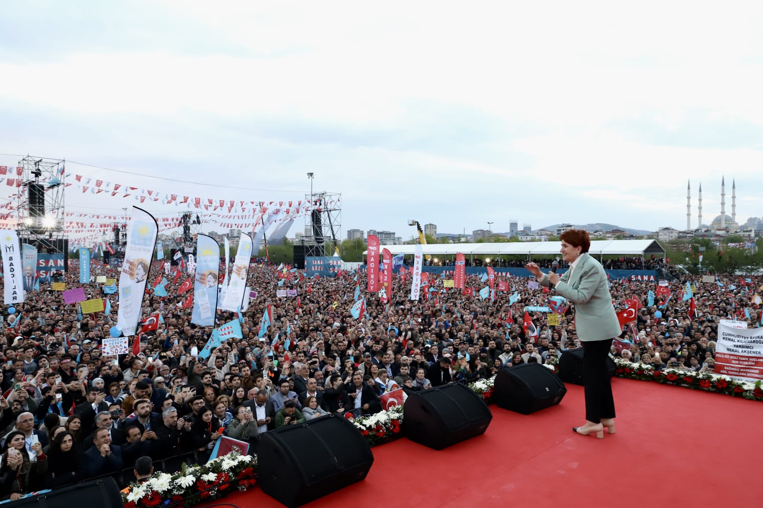 İYİ PARTİ GENEL BAŞKANI MERAL AKŞENER 1-1