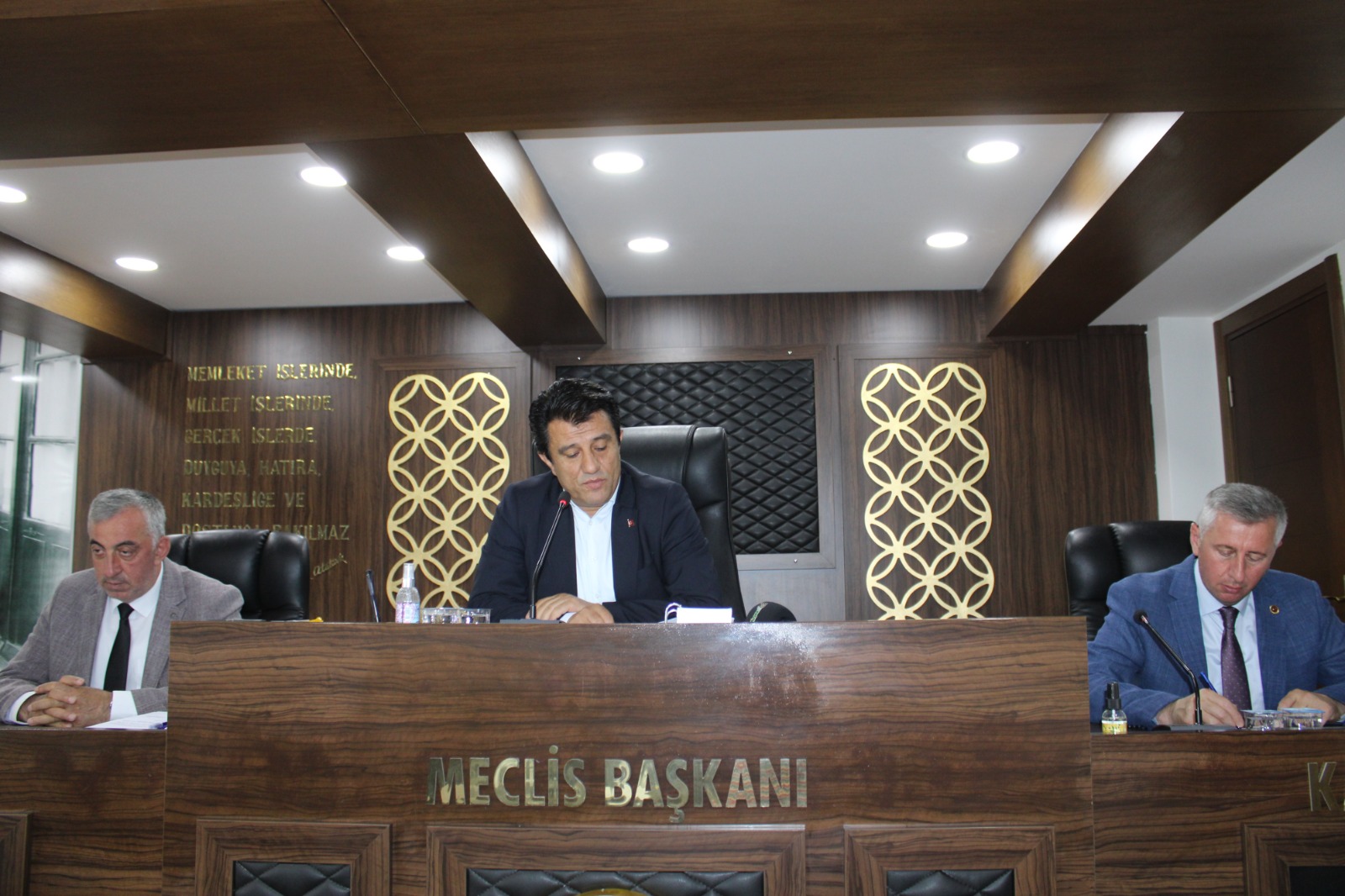 Meclis Toplantısı (2)