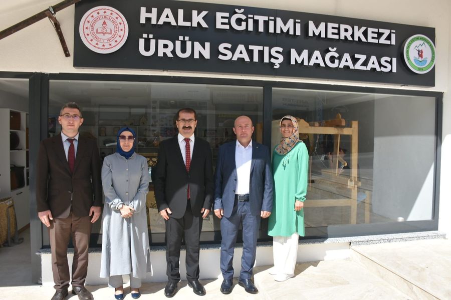 Halk Eğitimi Mağazası açıldı (2)