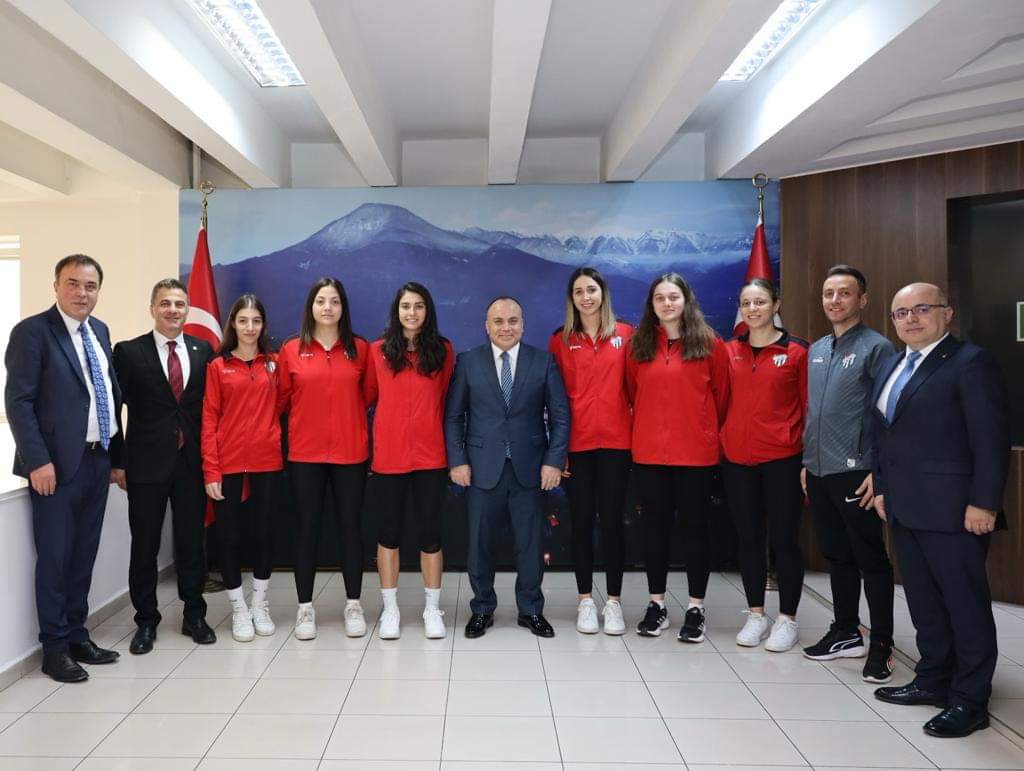  kadın voleybol takımı (3)