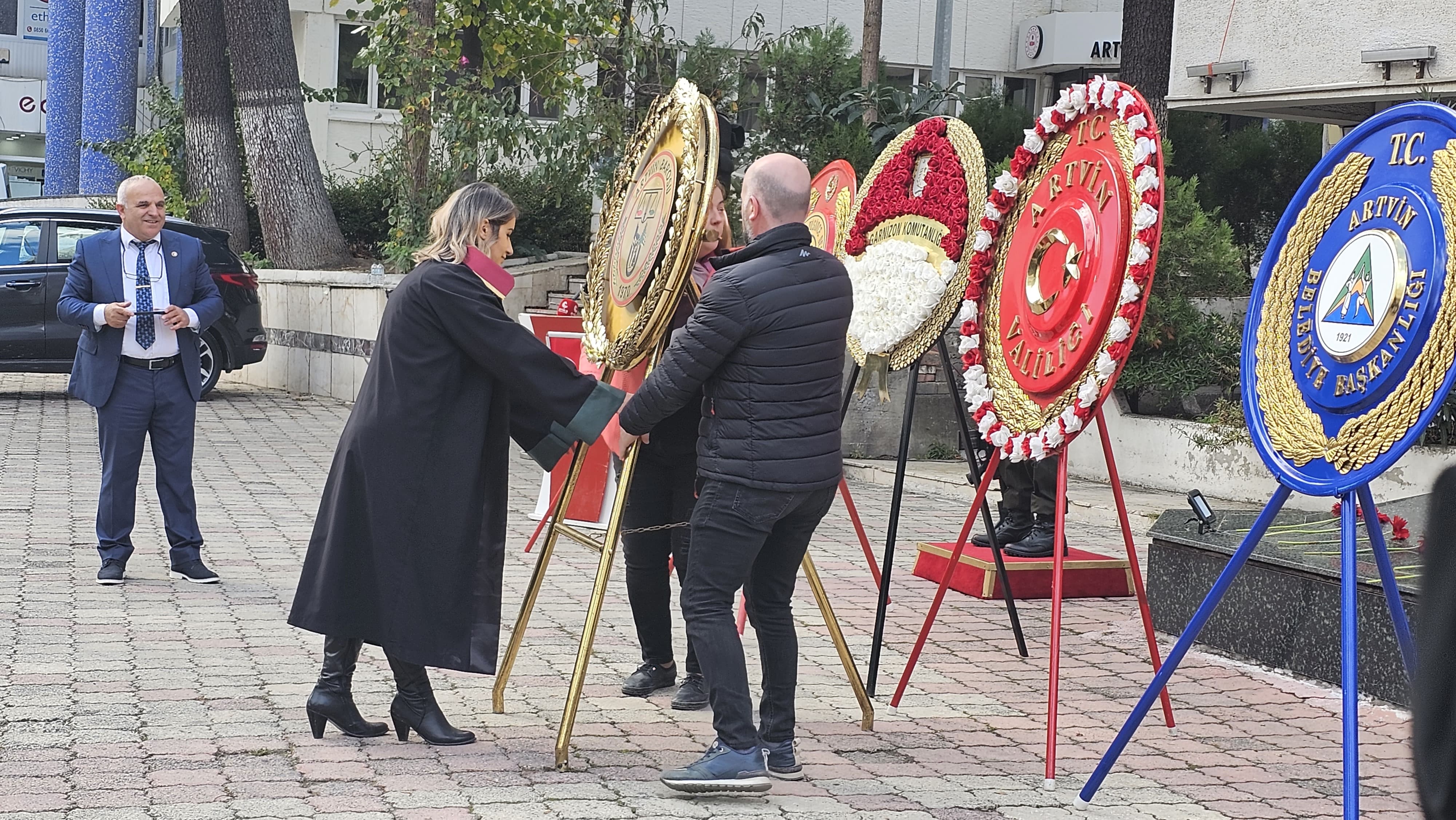 “Rahmet, minnet ve şükranla yad ediyoruz” (3)