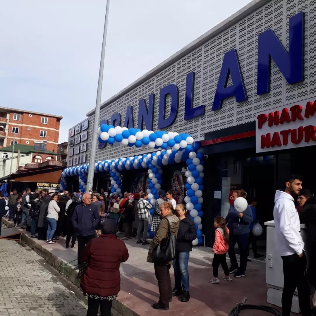 Brandland mağazası açıldı (3)