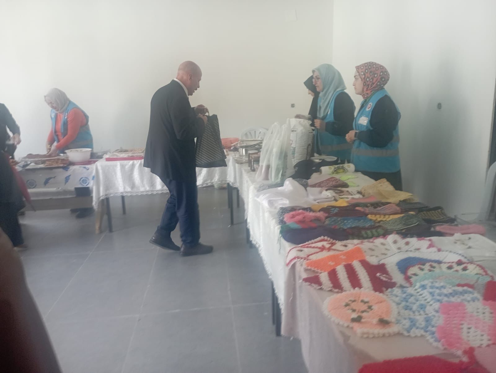 Hayır Çarşısı Kuruldu